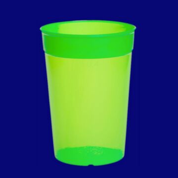 Mehrwegbecher 0,4l PP grün, Hersteller Schorm Gesellschaft m.b.H., Austria